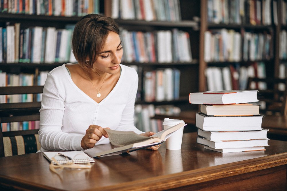 10 Books To Help You Reach Your Reading Goals in 2024